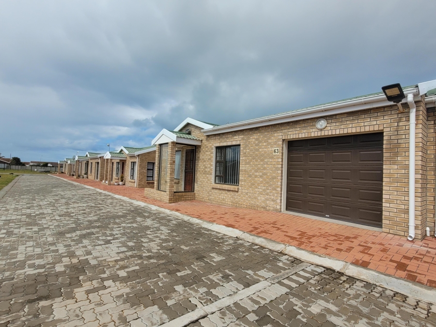 2 Bedroom Property for Sale in C Place Eastern Cape